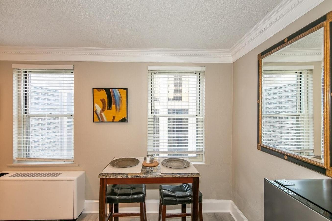 High Rise Downtown Condo With Skyline View Atlanta Eksteriør bilde